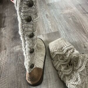 Knit Button-Up Women’s Boots